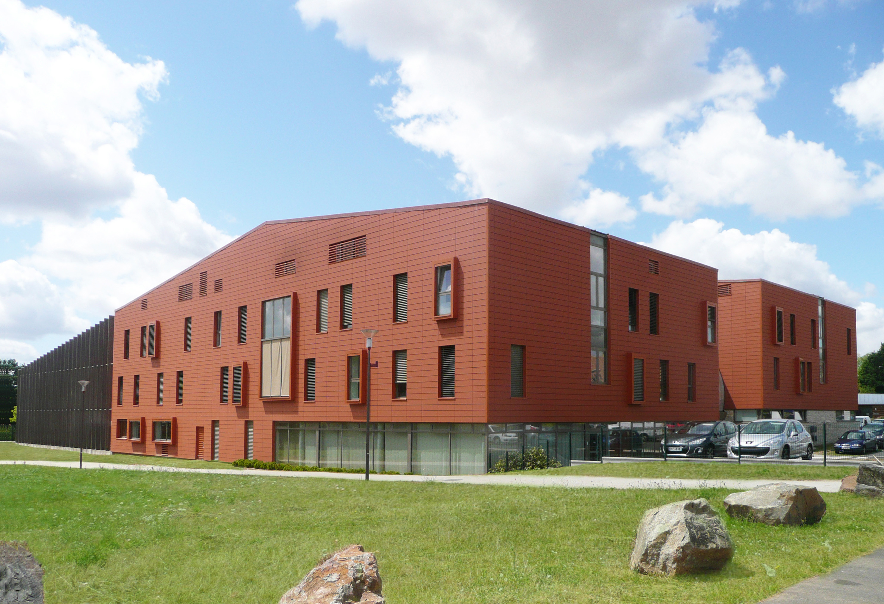 Édifices Architectes, centre Alzheimer, Le Mans (72)