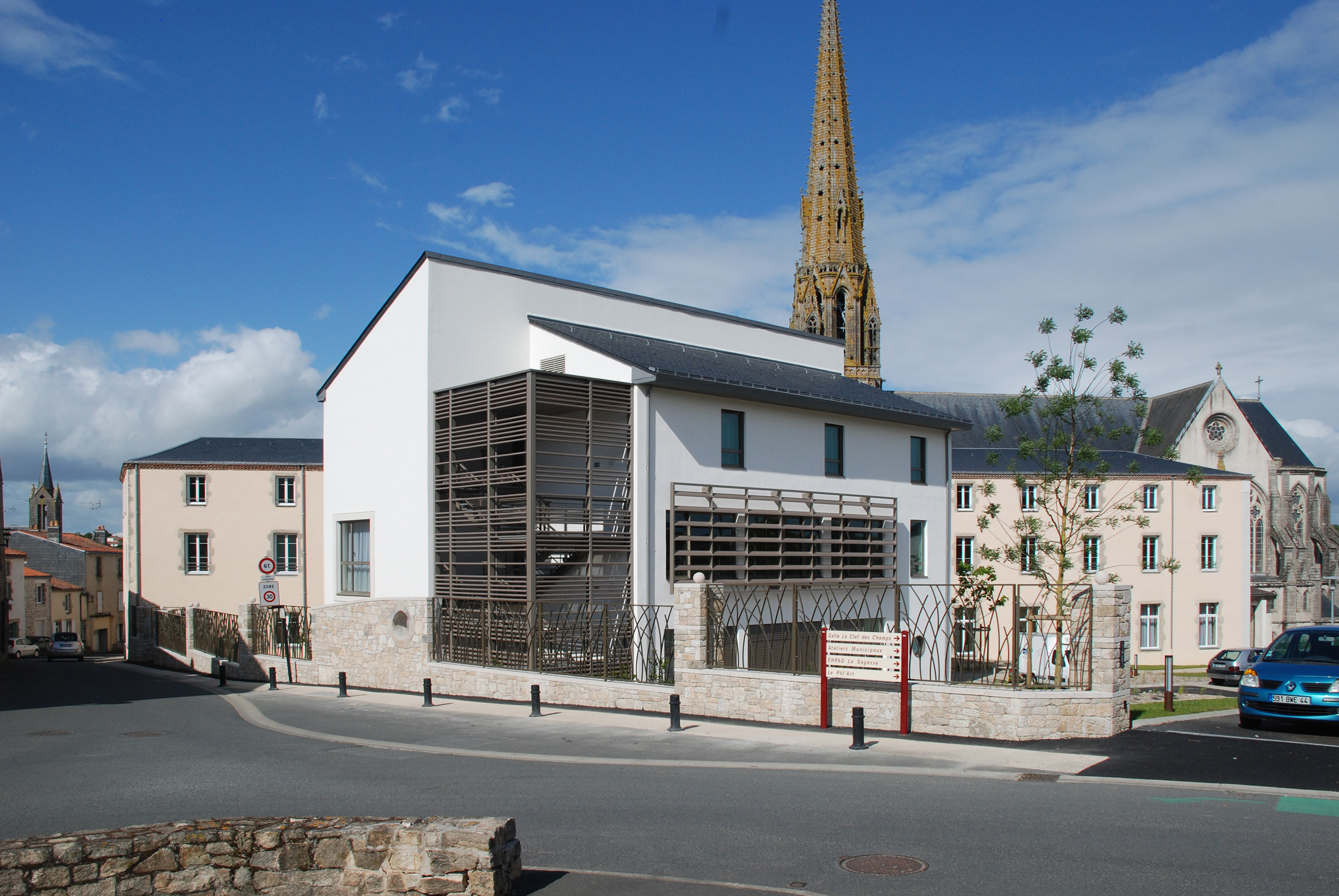 Édifices Architectes, centre spirituel, Saint-Laurent-sur-Sèvre (85)