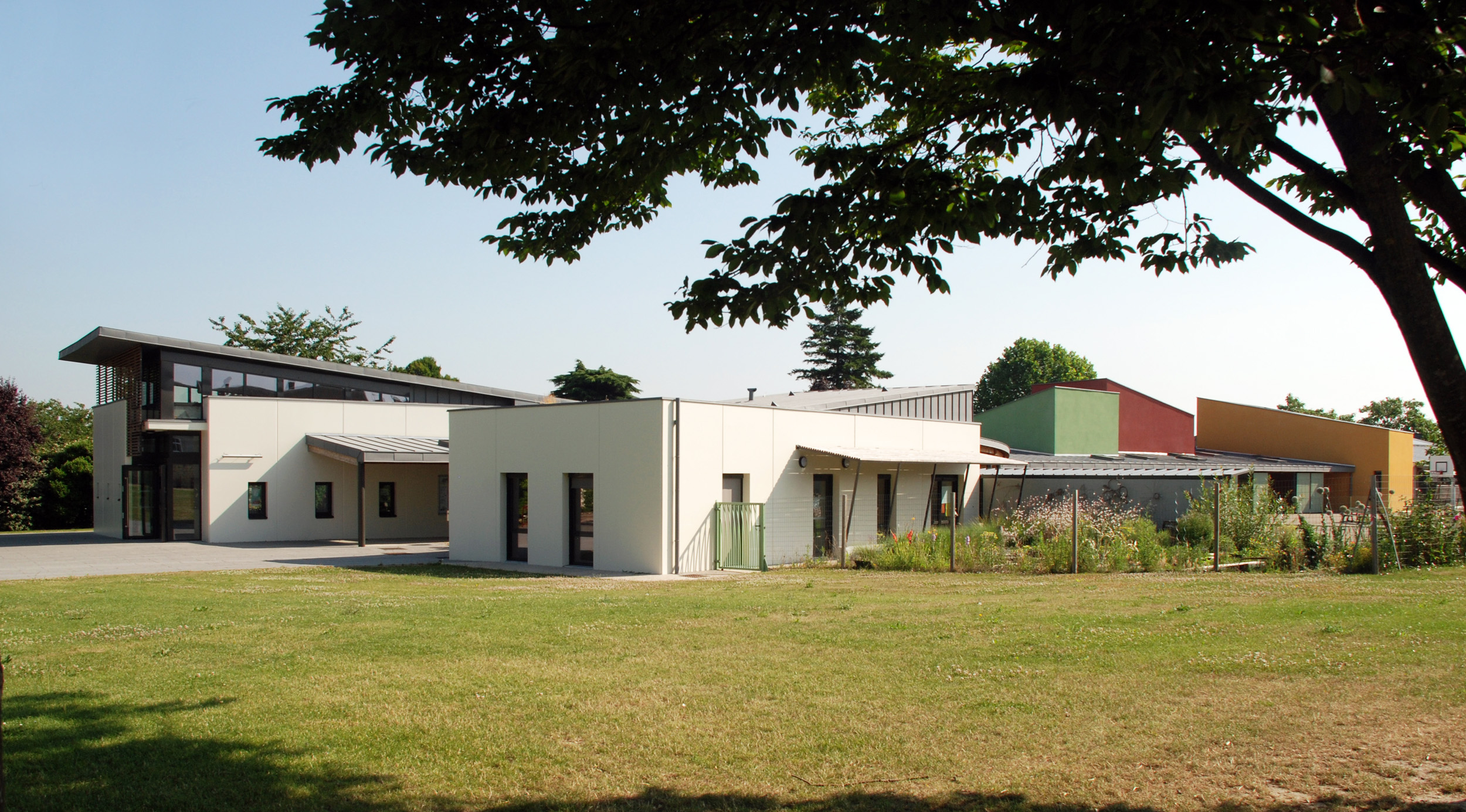 Édifices Architectes, école de Beaumont en Véron (37)